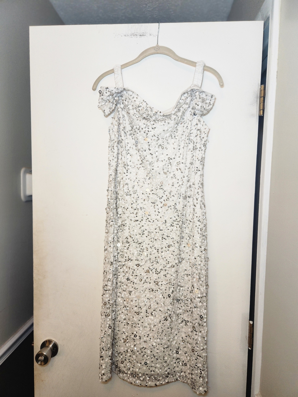 Adrianna Papell Silver-Embellished White Strapless Sequin Dress 14